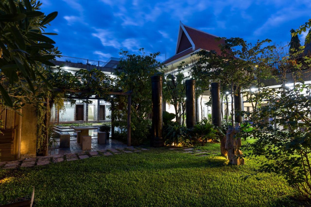 Ung-D Hotel Siem Reap Exterior photo